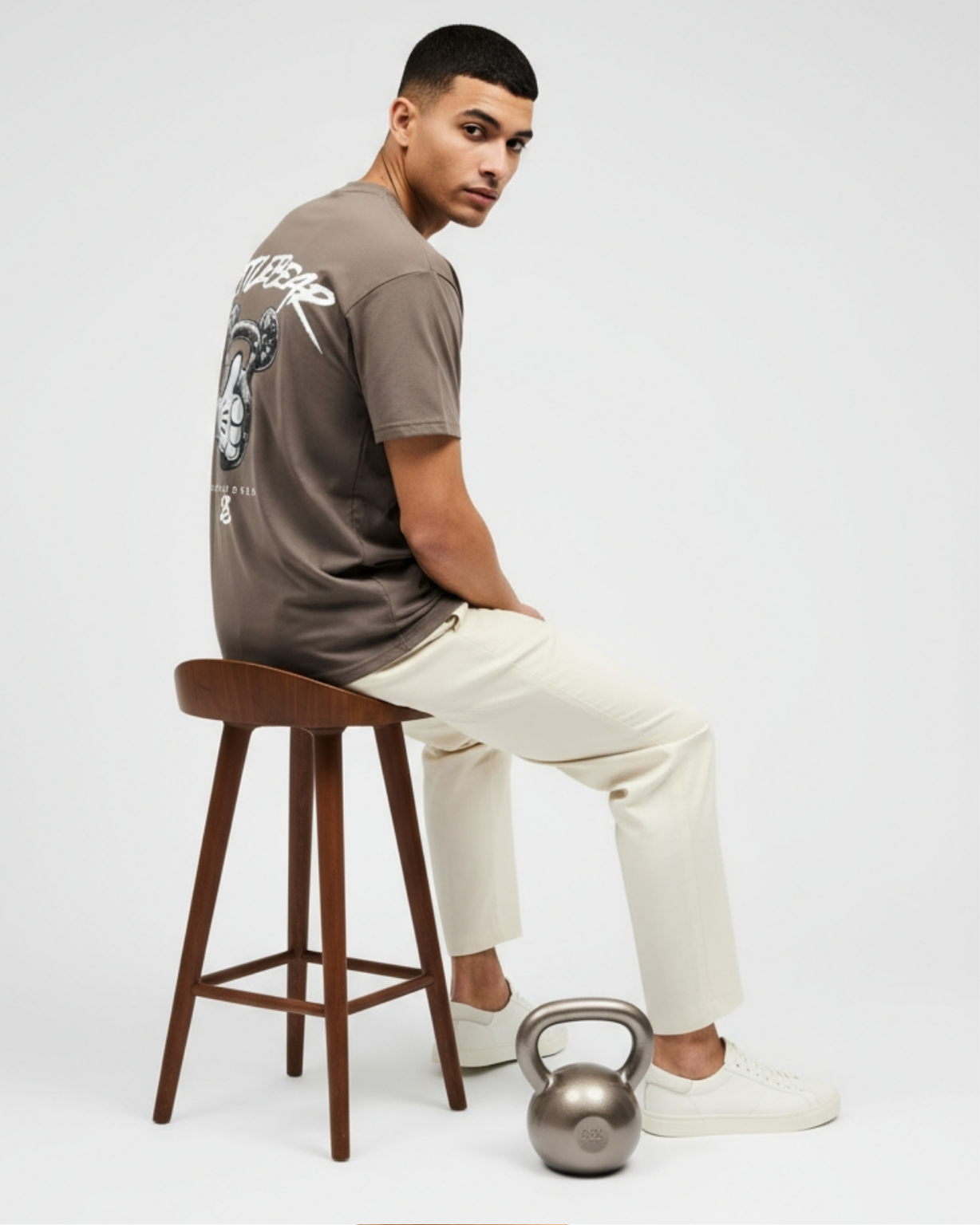 KETTLEBEAR23 B/W Unisex Oversized Shirt