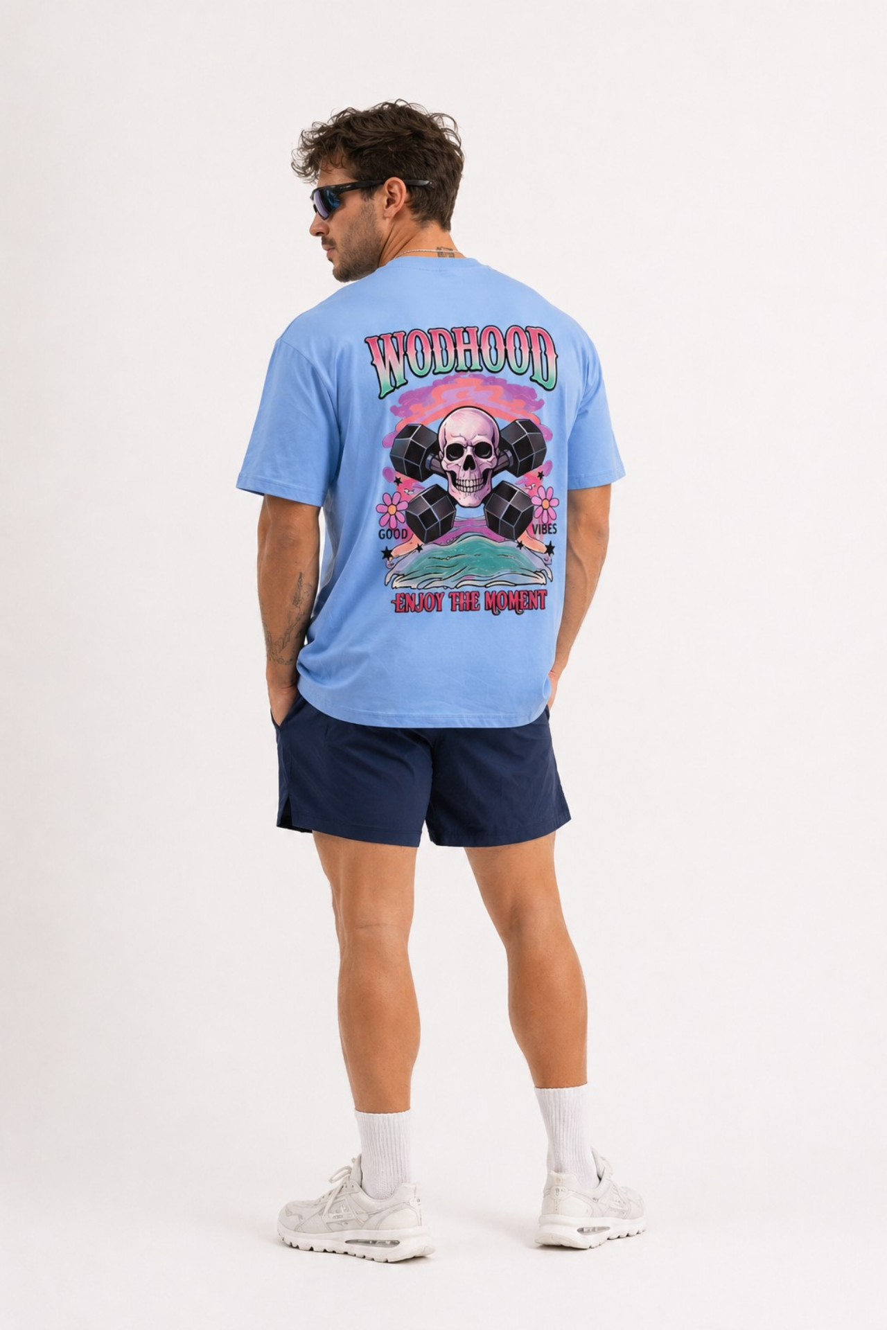 PRE-ORDER - HOOD VIBES T-SHIRT